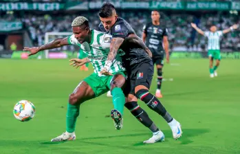En la imagen aparece Dayron Asprilla, de Nacional, en uno de los últimos partidos frente al Once Caldas. FOTO JAIME PÉREZ