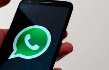 La aplicación de mensajería WhatsApp, que pertenece a Meta, es usada por cerca de 2.000 millones de personas en todo el mundo. FOTO: COLPRENSA 