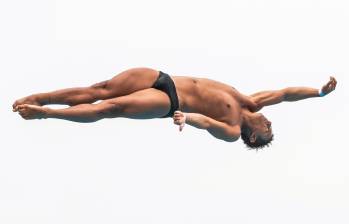 Sebastián Villa es un atleta de mucha experiencia en plataforma de 10 metros. Está muy cerca de confirmarse en la delegación colombiana para París. FOTO Jaime Pérez 