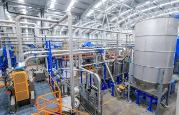 En el mercado colombiano, Enka anticipa que la industria debe incrementar sus consumos de PET reciclado. FOTO EL COLOMBIANO