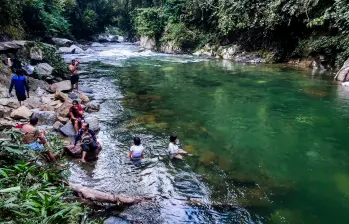 El río Melcocho, en Antioquia, es uno de los destinos turísticos que puede visitar. FOTO Julio César Herrera