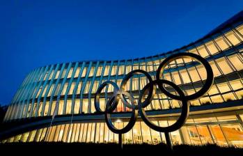 Se espera que durante esta semana el COI tome una decisión sobre si permite o no la participación de deportistas rusos y bielorrusos en el desfile inaugural de los Juegos Olímpicos, que será el 26 de julio de este año por el río Sena de París. FOTO: Cortesía Comité Olímpico Internacional 