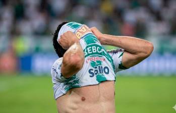 El defensor Fernando Martínez se mostró frustrado tras el blooper que cometió. FOTO CORTESÍA APF