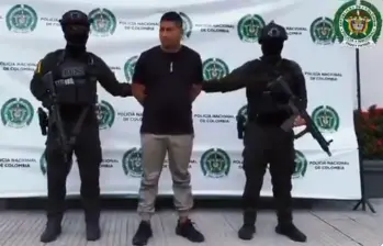 Alias Óscar llevaba cerca de 14 años delinquiendo. FOTO: CAPTURA DE VIDEO POLICÍA