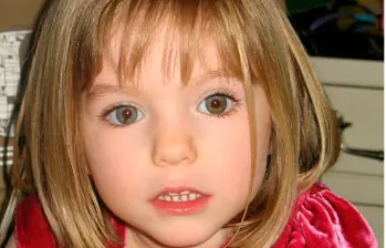 Esta es Madeleine McCann, la niña de 3 años que desapareció en 2007 en Portugal. Actualmente tendría 22 años. FOTO Redes sociales