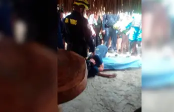El cadáver del joven de 24 años fue hallado casi un día después de ocurrida la emergencia. FOTO: CORTESÍA ALCALDÍA COVEÑAS