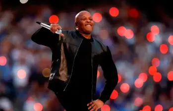 Dre no ha sido solo un acumulador de fortuna. En 2013, junto a Jimmy Iovine, donó 70 millones de dólares a la Universidad del Sur de California para crear la USC Jimmy Iovine and Andre Young Academy for Arts, Technology and the Business of Innovation, con el objetivo de “moldear el futuro nutriendo los talentos y el liderazgo de estudiantes motivados a explorar nuevas formas de arte, tecnología y modelos de negocio”. FOTO: Getty