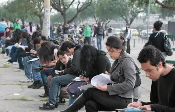 Servicios profesionales, comercio y construcción serían los sectores más impactados por la reforma. FOTO: CORTESÍA