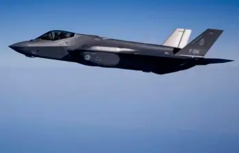 Estos son los aviones que desplegó Estados Unidos en su base aérea de Puerto Rico. FOTO AFP