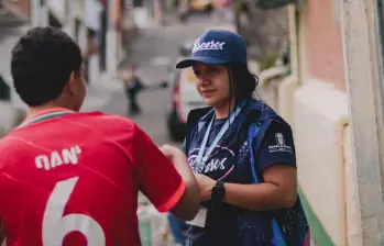El documental construye su relato a partir de tres historias concretas: las de Marcela, Alejandro y Juan Sebastián. FOTO: Cortesía Alcaldía de Medellín