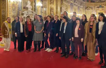 Legiladores del Gobiernos francés aprobaron una nueva ley que redifine el delito de violación. FOTO: @amnestyfrance vía X.  Legiladores del Gobiernos francés aprobaron una nueva ley que redifine el delito de violación. FOTO: @amnestyfrance vía X.