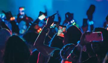 Las dos presentaciones de Shakira en el Atanasio Girardot le dejaron a la ciudad una derrama económica aproximada de 12,4 millones de dólares —53.816.000.000 millones de pesos—. 2025. Foto: Camilo Suárez. Las dos presentaciones de Shakira en el Atanasio Girardot le dejaron a la ciudad una derrama económica aproximada de 12,4 millones de dólares —53.816.000.000 millones de pesos—. 2025. Foto: Camilo Suárez.