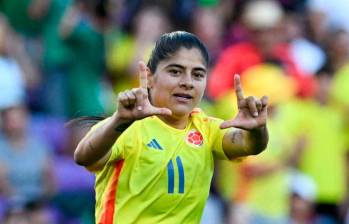 La antioqueña Catalina Usme, goleadora de Colombia, está lista para el duelo ante Guatemala, este martes en New Jersey, Estados Unidos. FOTO AFP