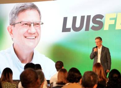 Luis Fernando Suárez se lanzó al agua y ya es candidato oficial a la