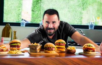 Tulio Zuloaga es el creador del Burger Master, un evento gastronómico que impulsa la economía de diferentes locales gastronómicos del país. Foto: Cortesía
