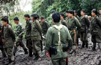 En los últimos cinco años, el reclutamiento infantil creció un 300%, dejando a más de 1.200 niños, niñas y adolescentes arrancados de sus entornos entre 2019 y 2024. Foto: Colprensa