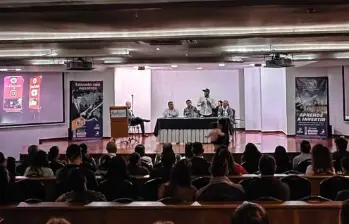 La Academia Fox Pozo de Oportunidades convocaba eventos masivos en diferentes ciudades. FOTO tomada de redes sociales