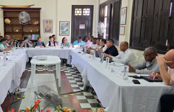 La mesa de conversación se reanudó este 17 de septiembre y se puso un plazo de dos semanas para trazar la nueva hoja de ruta. FOTO CORTESÍA 