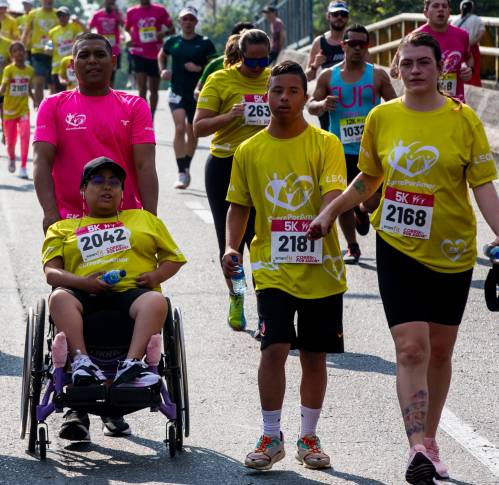 “Queremos que las personas sientan que sin importar su condición pueden hacer lo mismo por medio del deporte”, precisaron los organizadores. FOTO: Julio César Herrera