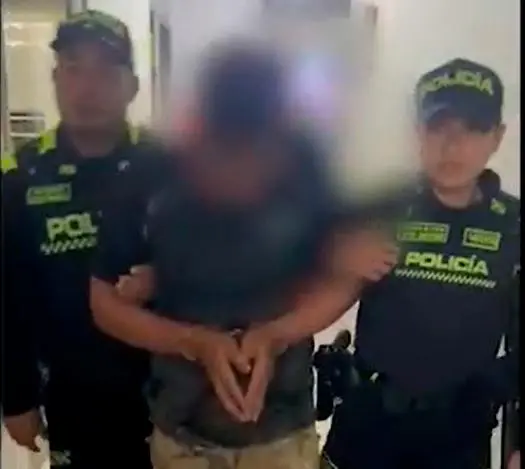 “Cartelear” sí sirve: horas después de publicar cartel de los 18 victimarios de niños y mujeres más buscados, cayó el primero “Cartelear” sí sirve: horas después de publicar cartel de los 18 victimarios de niños y mujeres más buscados, cayó el primero