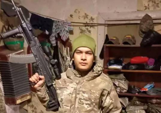 El soldado colombiano Audel Rojas combatió durante cinco meses en el frente de guerra de Donbás, en la frontera de Ucrania con Rusia. Foto: cortesía