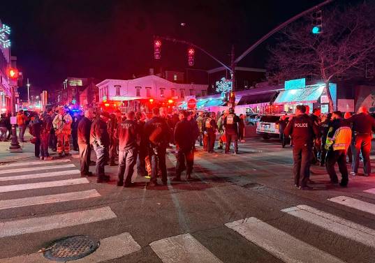 Las autoridades siguen tras la pista del tirador, o los tiradores. FOTO: TOMADA DE X