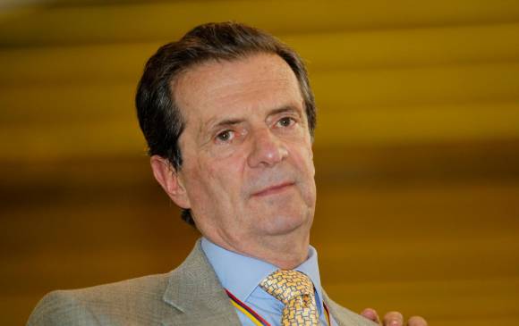Fernando Londoño exministro de justicia de Colombia, realizó críticas al manejo que el presidente Iván Duque le ha dado a las protestas. FOTO COLPRENSA 