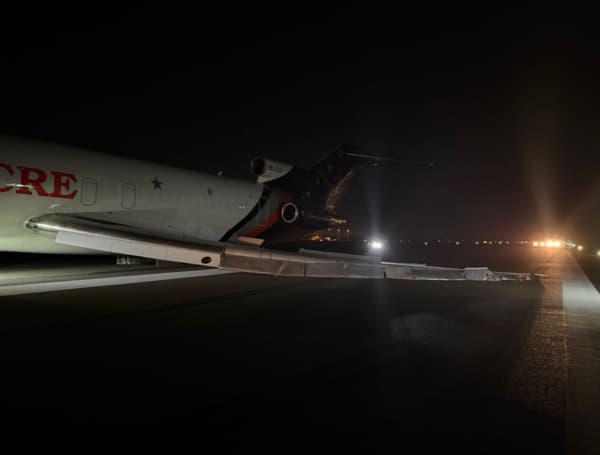 Así quedó el avión. FOTO: Tomada de X @colombialaire