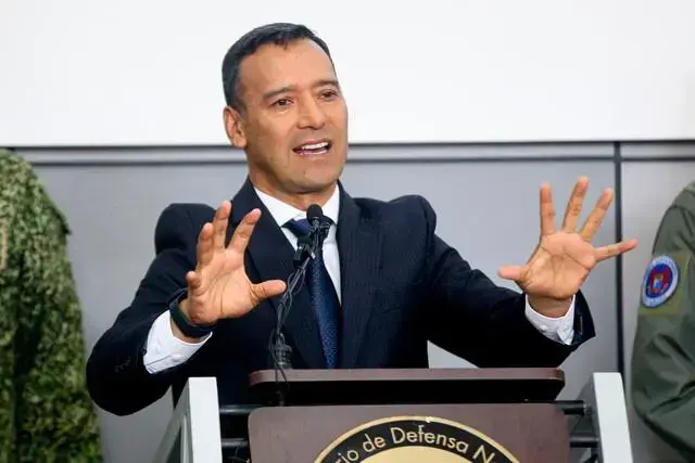 Pedro Sánchez, ministro de Defensa. Foto: Colprensa.