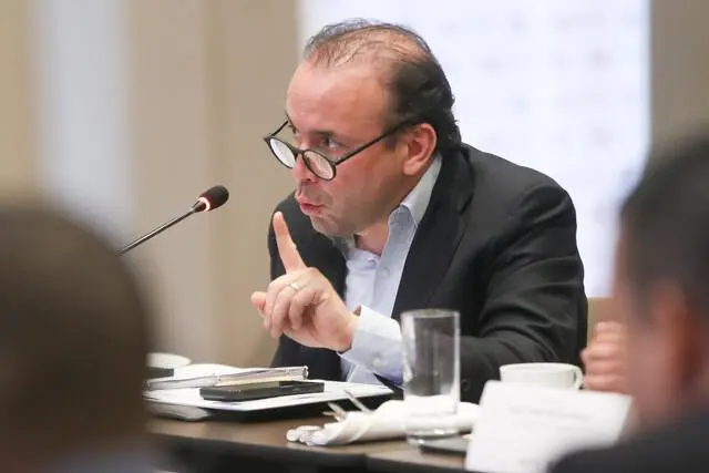 El ataque terrorista que cobró la vida de seis personas en Cali llevó al alcalde Alejandro Éder a militarizar la ciudad. FOTO: COLPRENSA