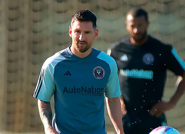 Messi Ya Entrena Con El Inter Miami Se Acerca El Debut Del Argentino