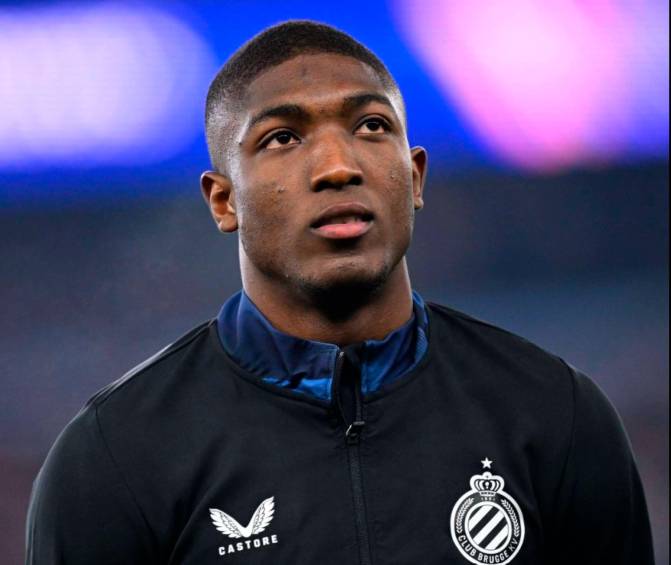 El ecuatoriano Joel Ordoñez de 21 años de edad, pasaría del Brujas al Liverpool de Inglaterra. FOTO TOMADA X @BenBocsak