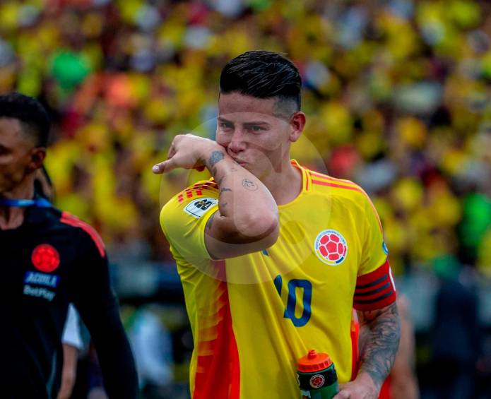 James Rodríguez, capitán de Colombia que alcanza un nuevo récord con la Selección en el duelo ante Bolivia. FOTO JUAN ANTONIO SÁNCHEZ 