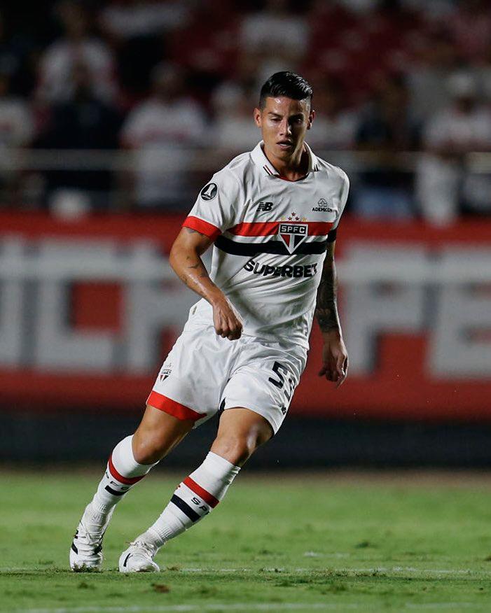 James Rodríguez sumó 7 partidos en el 2024 con el Sao Paulo. El sábado ingresó desde el banco y tuvo 39 minutos de juego ante Fortaleza. FOTO Tomada de ‘X’: @SaoPauloFC