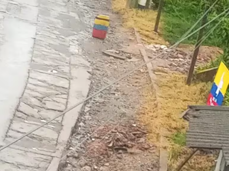 Amenaza de explosivos cerca de un jardín infantil en Anorí, Antioquia. FOTO: CORTESÍA