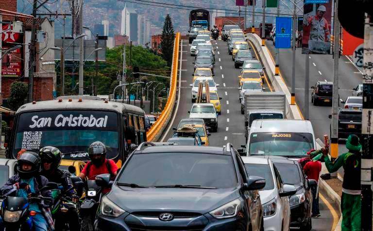 Le Recordamos El Pico Y Placa Para Este Martes En Medell N Y El Rea