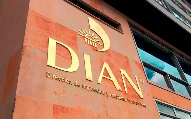 La Dian radicó un proyecto de ley para simplificar sanciones aduaneras, reducir infracciones y modernizar la lucha contra el contrabando. FOTO COLPRENSA.  La Dian radicó un proyecto de ley para simplificar sanciones aduaneras, reducir infracciones y modernizar la lucha contra el contrabando. FOTO COLPRENSA.