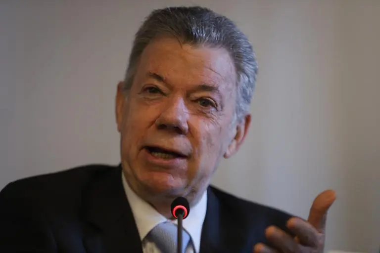 El expresidente Juan Manuel Santos habló sobre el plebiscito para refrendar el acuerdo de paz firmado entre el Gobierno y las FARC en 2016. FOTO: Colprensa 
