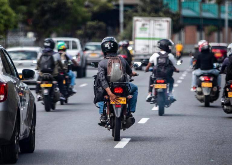 En Medellín mueren anualmente unas trecientas personas en incidentes viales y casi dos mil resultan lesionadas. El 60 % son motociclistas. Foto: Camilo Suárez Echeverry