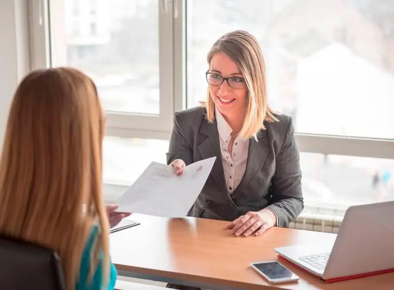Empresas requieren personal en diferentes áreas y pagan salarios muy atrativos. FOTO: GETTY