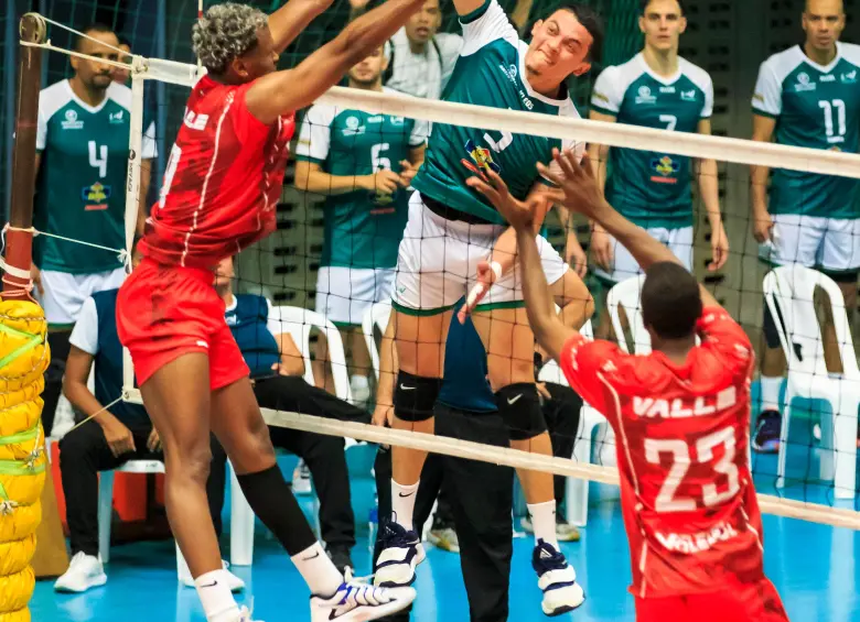 La final entre Antioquia y Valle, en el Yesid Santos, resultó menos complicada de lo que el equipo visitante esperaba. FOTO camilo suárez