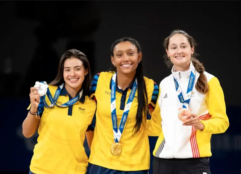 María Fernanda Timms y Gabriela Rueda compartieron podio nuevamente en la última jornada. Foto: tomada de las redes de @OlimpicoCol