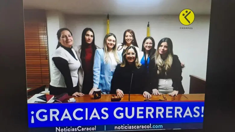 Los trinos políticos de la magistrada Oviedo que revelan sesgo y su salvamento de voto en caso de Álvaro Uribe