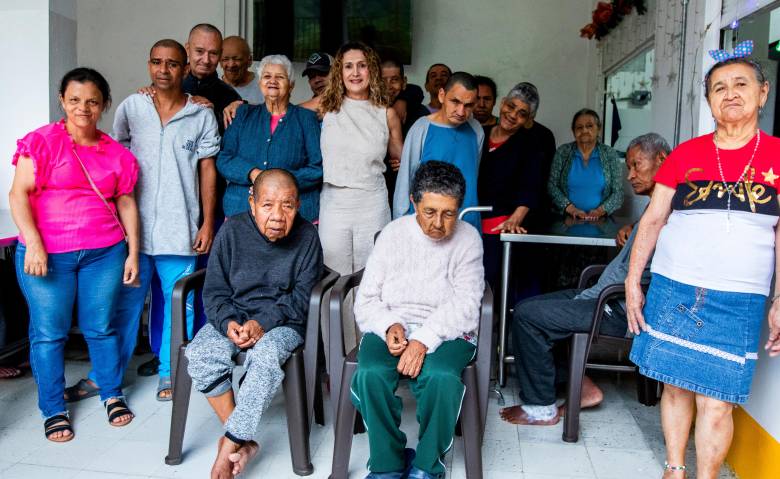 La Casa de la Esperanza funciona gracias a un equipo de diez personas que garantiza atención continua a sus 25 residentes. FOTO Julio César Herrera. 