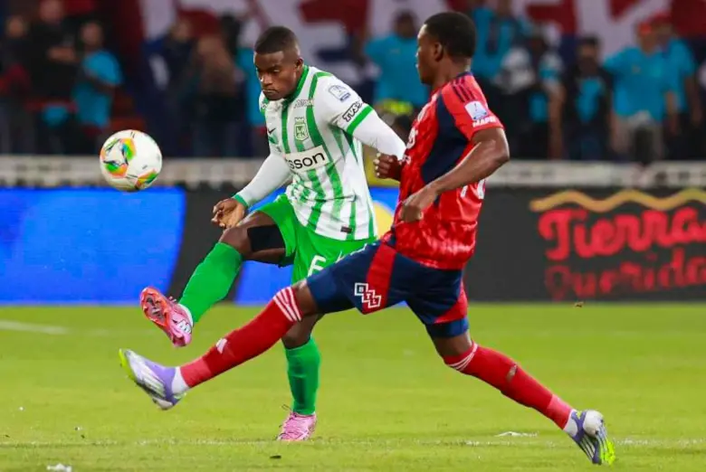 Atlético Nacional y DIM se miden por el duelo de ida de la final de la Copa Betplay en el Atanasio Girardot. FOTO MANUEL SALDARRIAGA 
