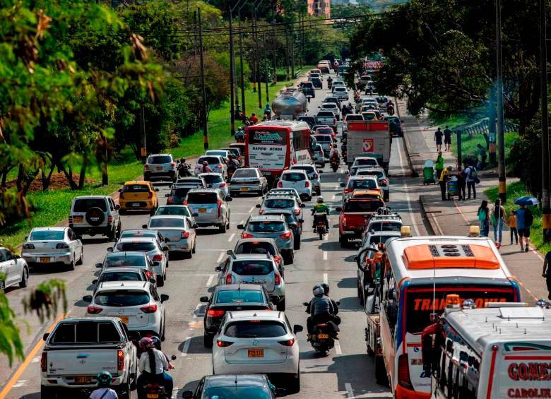 Recuerde el pico y placa que rige para este miércoles en Medellín y el