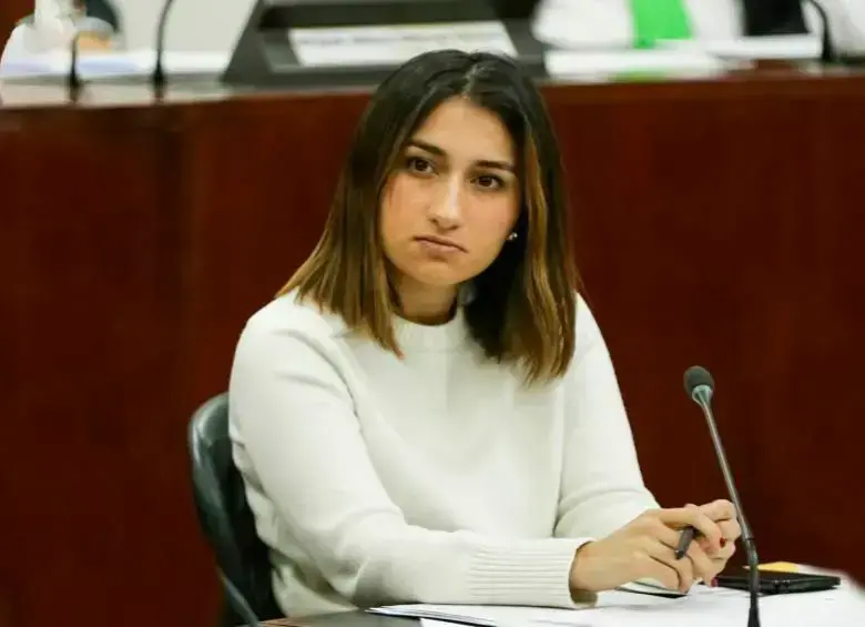 El caso de Laura Sarabia reabre el debate sobre los límites legales del ejercicio simultáneo de funciones públicas. FOTO: COLPRENSA. El caso de Laura Sarabia reabre el debate sobre los límites legales del ejercicio simultáneo de funciones públicas. FOTO: COLPRENSA.