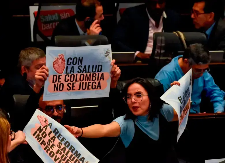 La reforma a la salud fue aprobada en sus dos primeros debates en 2024, pero le faltan otros dos para ser ley. FOTO COLPRENSA La reforma a la salud fue aprobada en sus dos primeros debates en 2024, pero le faltan otros dos para ser ley. FOTO COLPRENSA
