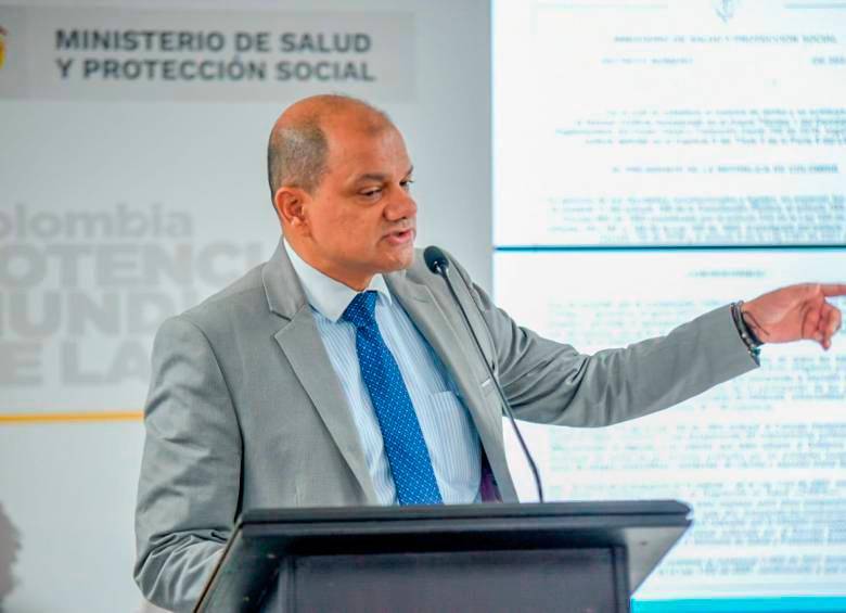 El viceministro de Protección Social, Luis Alberto Martínez, dijo que están corrigiendo los errores para presentar un nuevo borrador. FOTO CORTESÍA