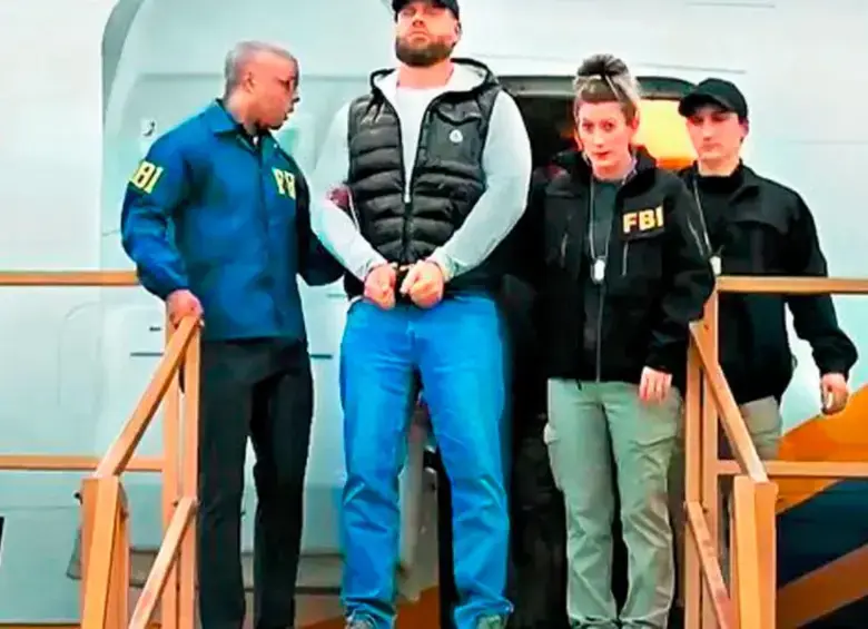 El FBI anunció la captura del exdeportista olímpico Ryan James Wedding, quien, entre otros muchos delitos es investigado por el asesinato del colombo-canadiense Jonnathan Acevedo García, de 42 años, en un restaurante del Mall del Indio, oriente de Medellín. FOTOS: CORTESÍA